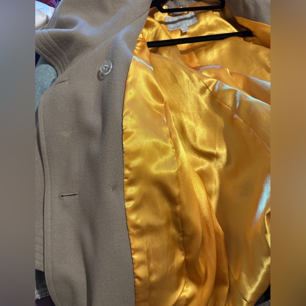 Women's Gray Coat - Picture 4 of 4